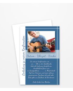 Einladungskarte zur Konfirmation in Blau und einem Foto