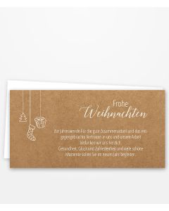 Weihnachtskarte im Kraftpapierdesign mit Zeichnungen von Tannenbaum, Stiefel und Geschenk